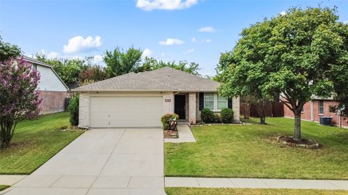 1021 Willow Tree Dr, McKinney, TX, 75071-4655 | Card Image