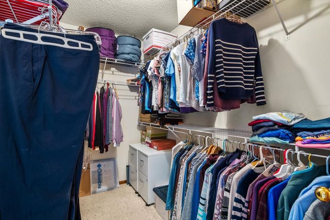 Walk-in closet | Image 17