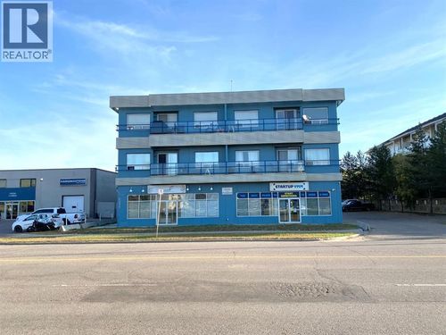 210-8026 Franklin Ave, Fort Mcmurray, AB, T9H5K3 | Card Image