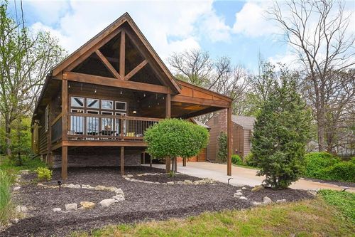 92 Z St, Lake Lotawana, MO, 64086-9769 | Card Image