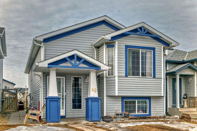 40 Martin Crossing Bay Ne, Home with 6 bedrooms, 2 bathrooms and 2 parking in Calgary AB | Image 1