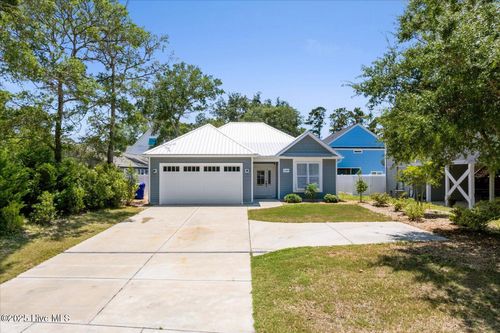 2605 E Oak Island Dr, Oak Island, NC, 28465-6032 | Card Image