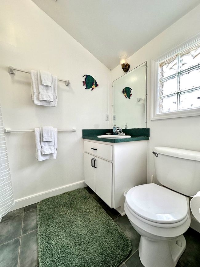 758 5 Th St, House other with 2 bedrooms, 2 bathrooms and 1 parking in CEDAR KEY FL | Image 29