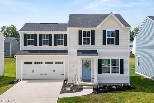 238 Leather Leaf Dr, Elyria, OH, 44035-7899 | Card Image