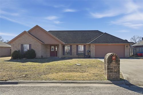 906 Kentucky Derby Drive, Sallisaw, OK, 74955 | Card Image