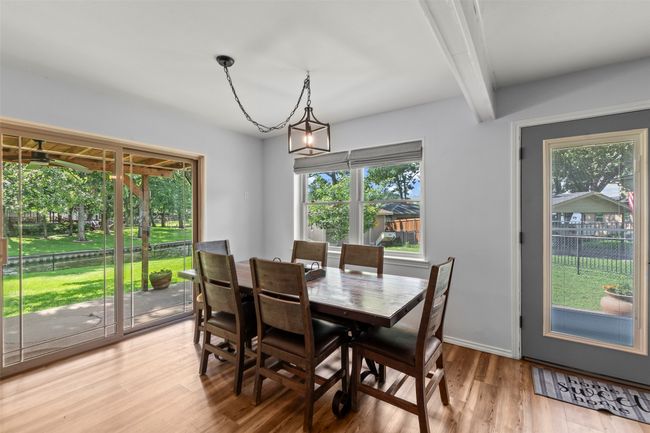Open Layout Connecting Living to Dining | Image 7