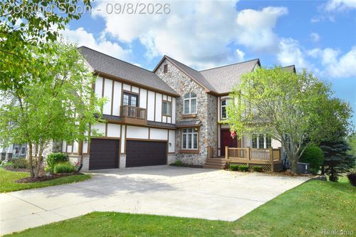 10130 St Ives Way, Grand Blanc, MI, 48439-2538 | Card Image