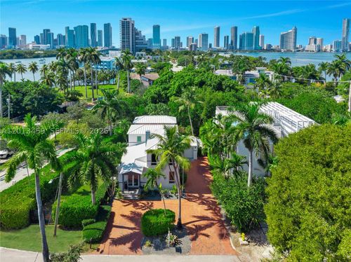 1281 S Venetian Way, Miami Beach, FL, 33139-1143 | Card Image