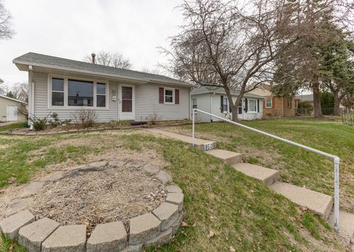 1850 45th St, Rock Island, IL, 61201-3952 | Card Image