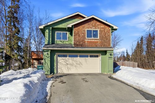 18802 Driftwood Bay Dr, Eagle River, AK, 99577-8548 | Card Image