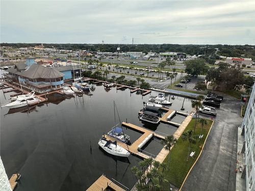 apt-801-4939 Floramar Ter, NEW PORT RICHEY, FL, 34652-3312 | Card Image