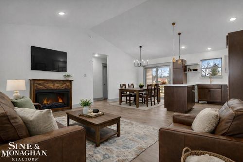 240 Oregon Ave, Marysville, MI, 48040-2515 | Card Image