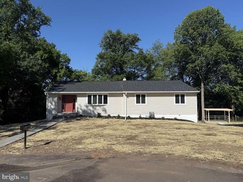 48 Walters Ln, ROYERSFORD, PA, 19468-1124 | Card Image