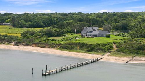 139 Chappaquiddick Rd, Edgartown, MA, 02539-4125 | Card Image