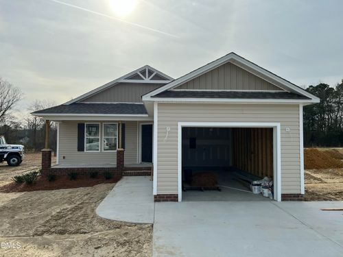 52 Grace Pond Ave, Benson, NC, 27504-5119 | Card Image