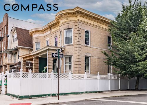 27 Hubbard Pl, Brooklyn, NY, 11210-4946 | Card Image