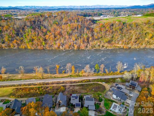 40 River Run, Asheville, NC, 28804-0087 | Card Image