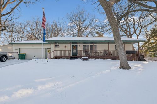 38509 8th Ave, North Branch, MN, 55056-3304 | Card Image
