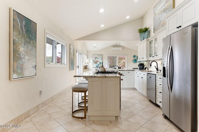 21 Hackamore Rd, Home with 3 bedrooms, 3 bathrooms and null parking in Edwards CO | Image 14