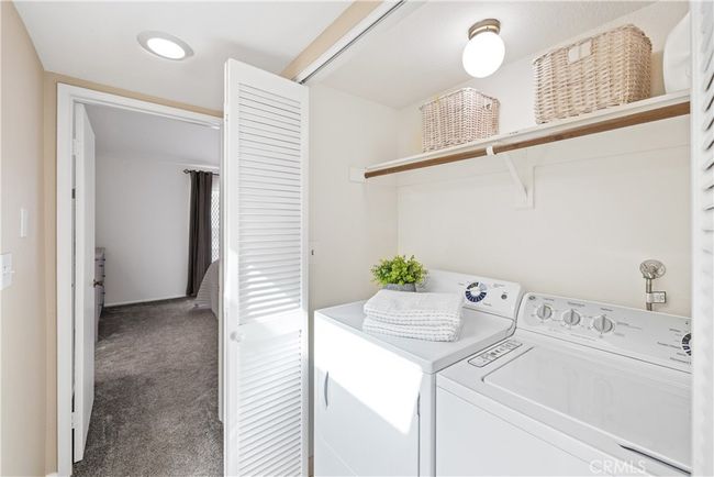 G - 2715 Vanderbilt Ln, Townhouse with 2 bedrooms, 3 bathrooms and 2 parking in Redondo Beach CA | Image 33