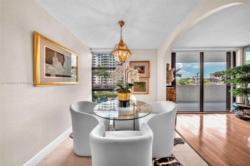 apt-201-600 Biltmore Way, Coral Gables, FL, 33134-7528 | Card Image