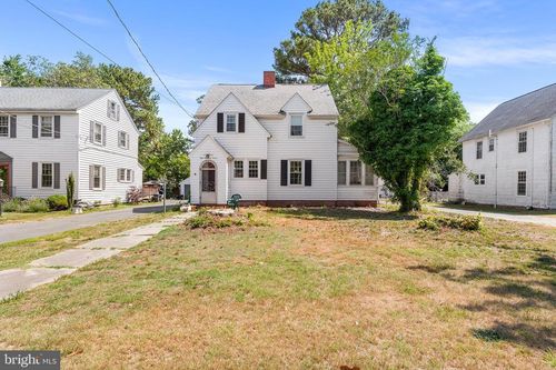 811 Market St, POCOMOKE CITY, MD, 21851-1201 | Card Image