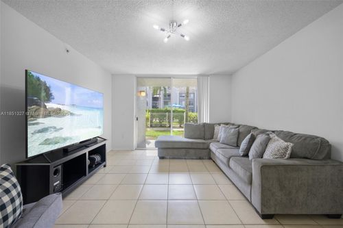 apt-106-655 Sw 111th Way, Pembroke Pines, FL, 33025-7008 | Card Image