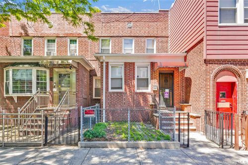 2104 23rd St, Astoria, NY, 11105-3625 | Card Image