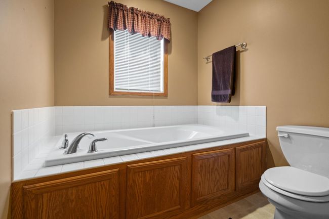 20-web-or-mls-20111-cedar-lake-trail.jpg | Image 20