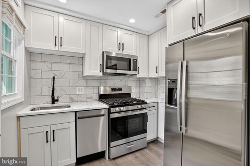 1704-1704 E West Hwy, SILVER SPRING, MD, 20910-3049 | Card Image