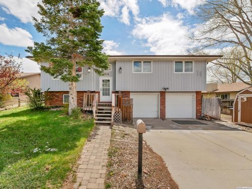 4214 Cheyenne Dr, Laramie, WY, 82072 | Card Image