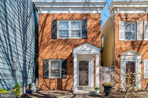 1321 Queen St, ALEXANDRIA, VA, 22314-2405 | Card Image