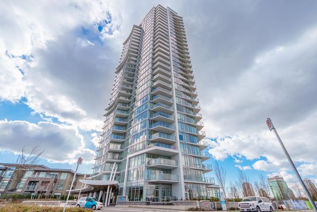 1506 - 7683 Park Crescent, Condo with 2 bedrooms, 2 bathrooms and 1 parking in Burnaby BC | Image 2