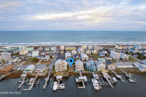 817 Canal Dr, Carolina Beach, NC, 28428-6034 | Card Image