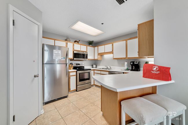 Kitchen | Image 11