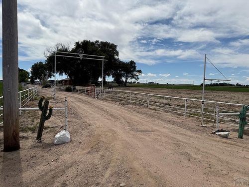 13764 Us Highway 50, Manzanola, CO, 81058-9724 | Card Image