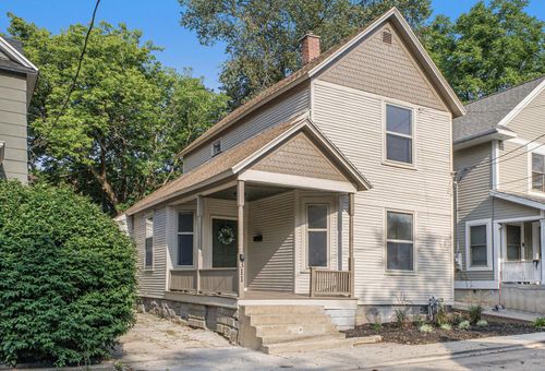 311 Robey Pl Se, Grand Rapids, MI, 49506-1509 | Card Image