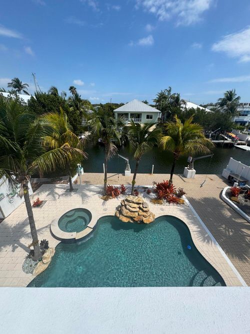 234 Mohawk St, Tavernier, FL, 33070-2116 | Card Image