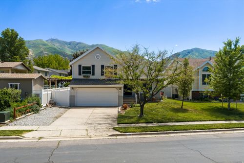 1523 S 500 E, Kaysville, UT, 84037-3037 | Card Image