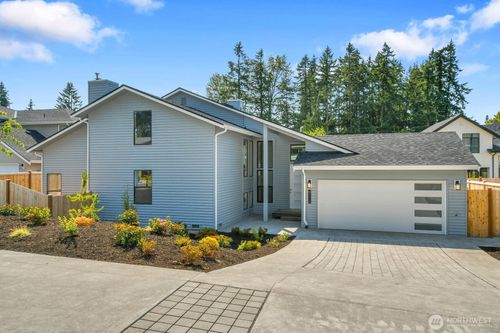 16608 63rd Ave W, Lynnwood, WA, 98037-2707 | Card Image