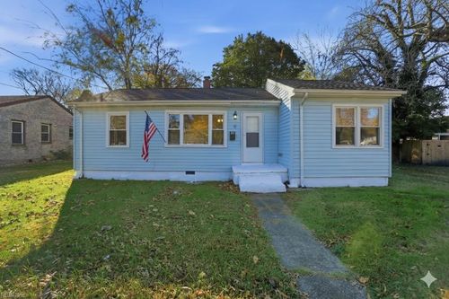 9 Shelby St, Portsmouth, VA, 23701-3031 | Card Image