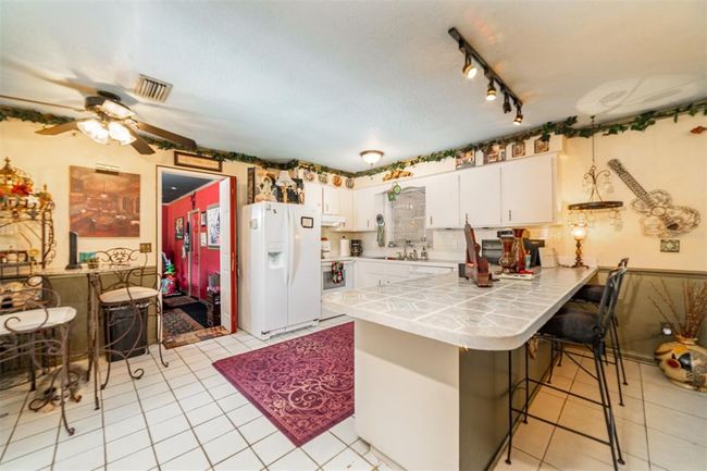 1539 Highcrest Circle, House other with 3 bedrooms, 2 bathrooms and null parking in Valrico FL | Image 14