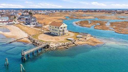 23 River Street, Seabrook, NH, 03874 | Card Image