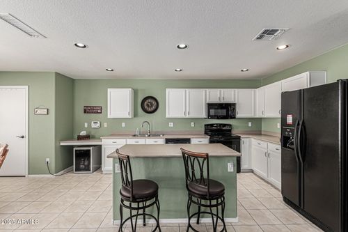 8822 S 12th St, Phoenix, AZ, 85042-7972 | Card Image