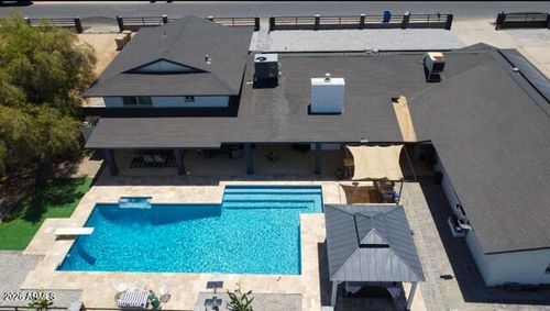 4210 W Country Gables Dr, Phoenix, AZ, 85053-4560 | Card Image