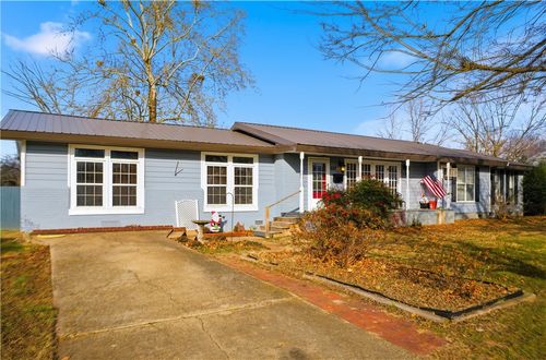 625 Allison Ave, Stilwell, OK, 74960-2207 | Card Image