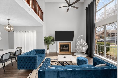 2422 Whispering Cove Cir, Garland, TX, 75044-4656 | Card Image