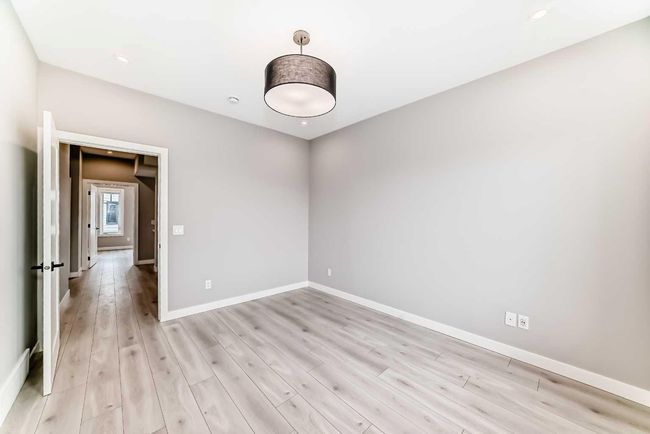 501 - 8155 8th Ave, Townhouse with 3 bedrooms, 3 bathrooms and 2 parking in Calgary AB | Image 17