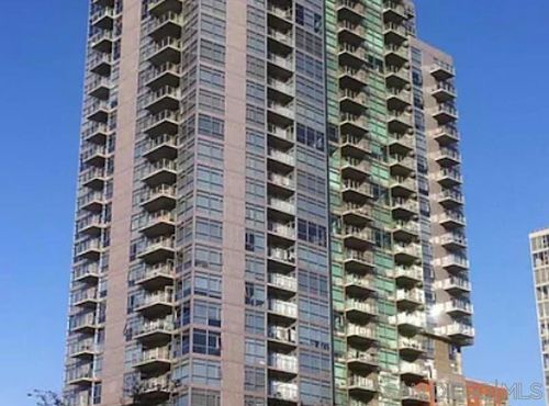 208-800 The Mark Ln, San Diego, CA, 92101 | Card Image