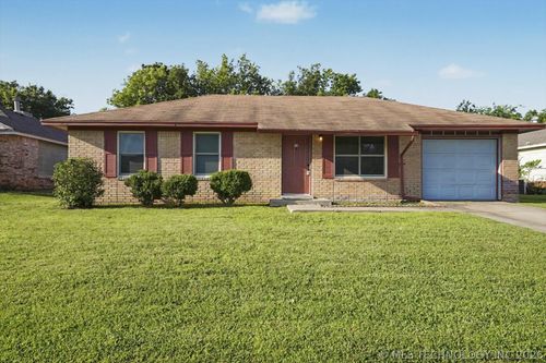 528 W Denny, Catoosa, OK, 74015-2111 | Card Image